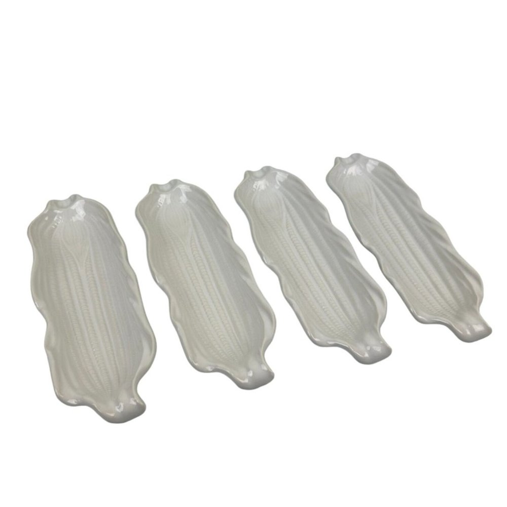 Signature Japan Ceramic Corn on the Cob Holders White Textured Set of 4 Serving